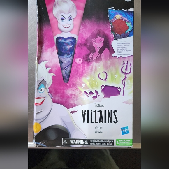 Disney Villains Ursula Fashion Doll Accessories and Removable Clothes Disney - Picture 3 of 4